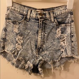 Distressed high waisted shorts